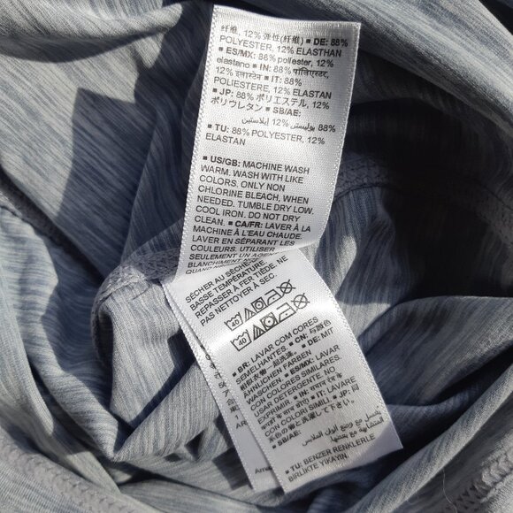 *NWOT Amazon Essentials Women's Brushed Tech Stretch Short Heathered Grey M - Picture 8 of 8